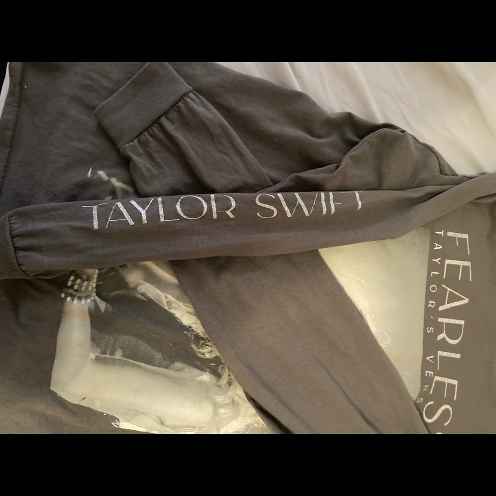 Fearless ( Taylor’s Version ) Long Sleeve T-Shirt - Picture 3 of 4